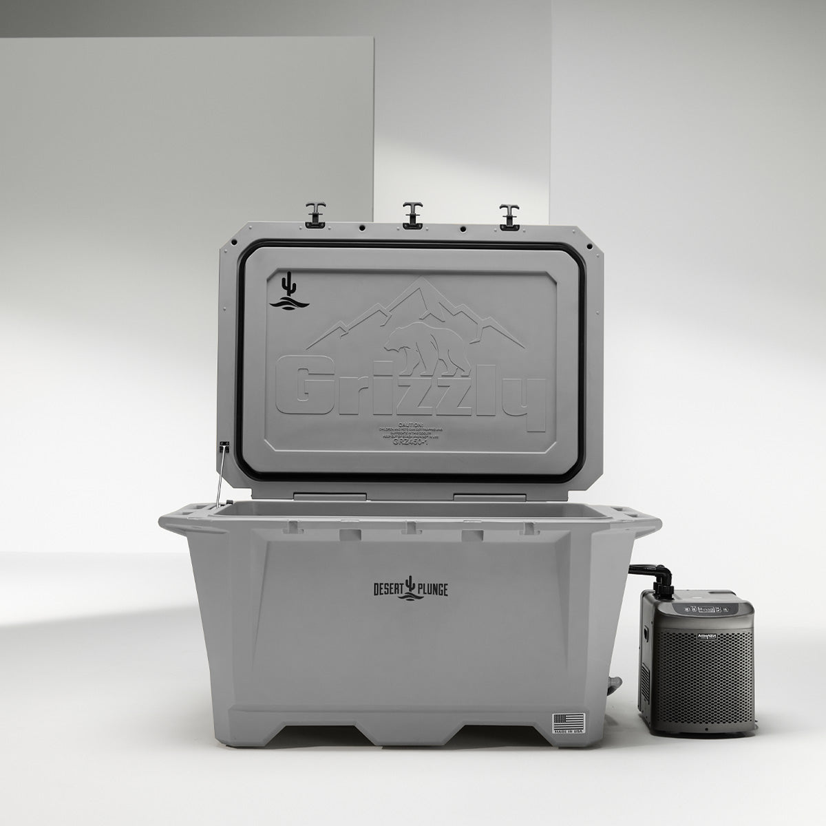 The Wide Grizzly 450 Cold Plunge Tub - 1/4 Horsepower - Gray
